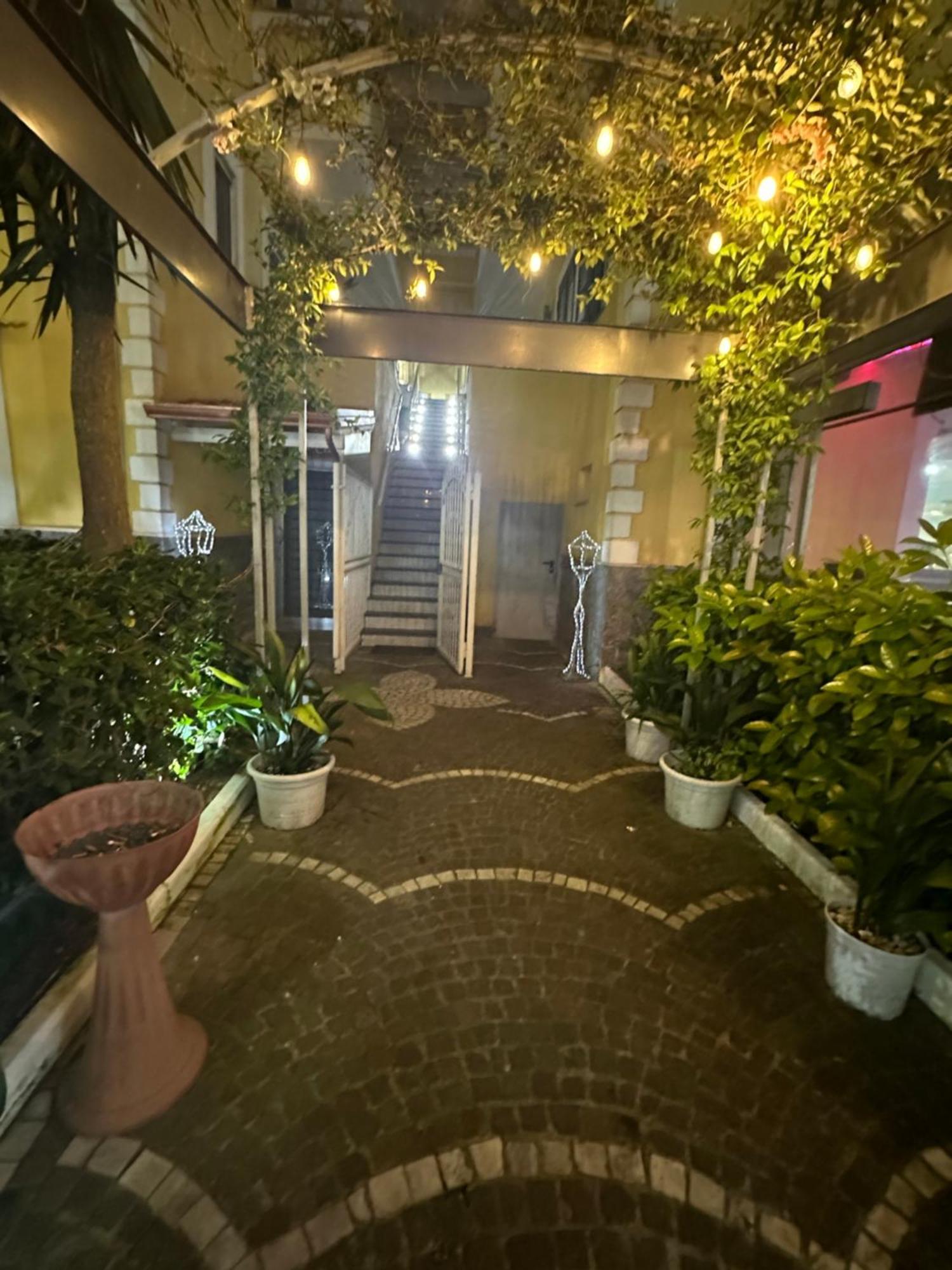 B&B Mageva Neapel Exterior foto